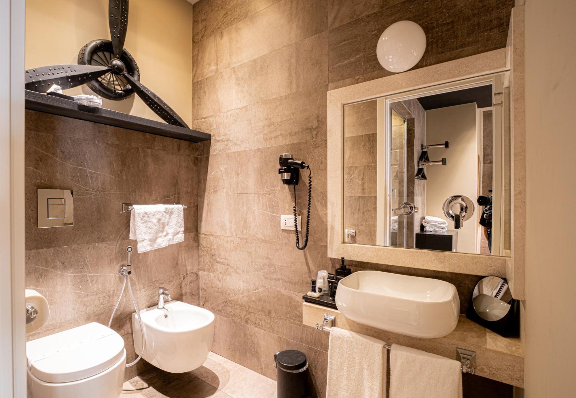 Neko Boutique Hotel 2*