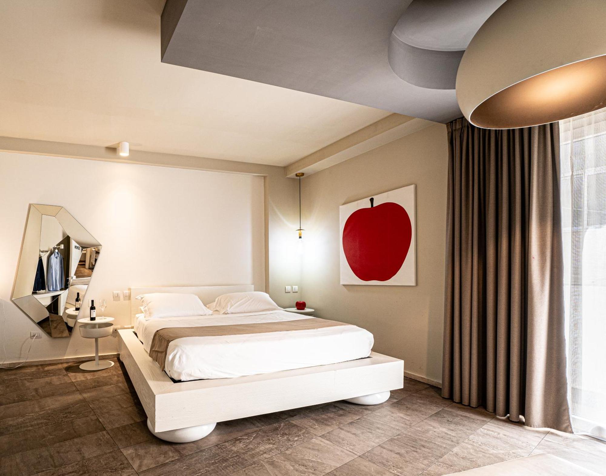 Neko Boutique Hotel 2*